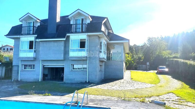 Foto c85d6b0e-10eb-4a3e-9f9d-02a2de9b04c7. Chalet  en venta , 4 dormitorios. en Bergondo