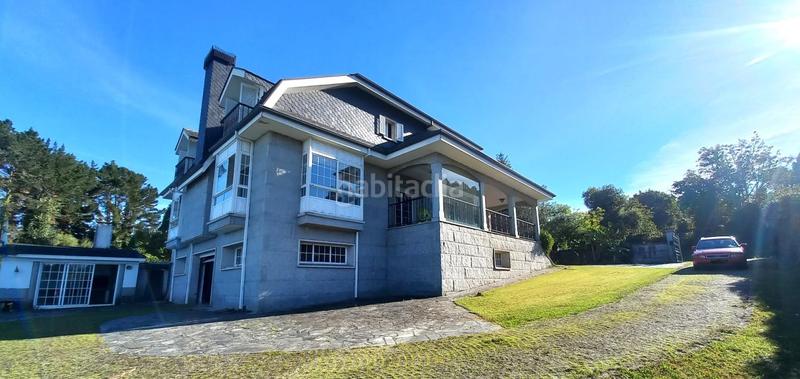 Foto d90d8fa2-2f74-4363-bc6e-3d1e8426c157. Chalet  en venta , 4 dormitorios. en Bergondo