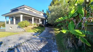 Chalet in Bergondo. Chalet en venta en bergondo, 5 dormitorios.