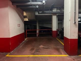 Alquiler Parking coche en Someso - Matogrande. Garaje en alquiler en estación de trenes.