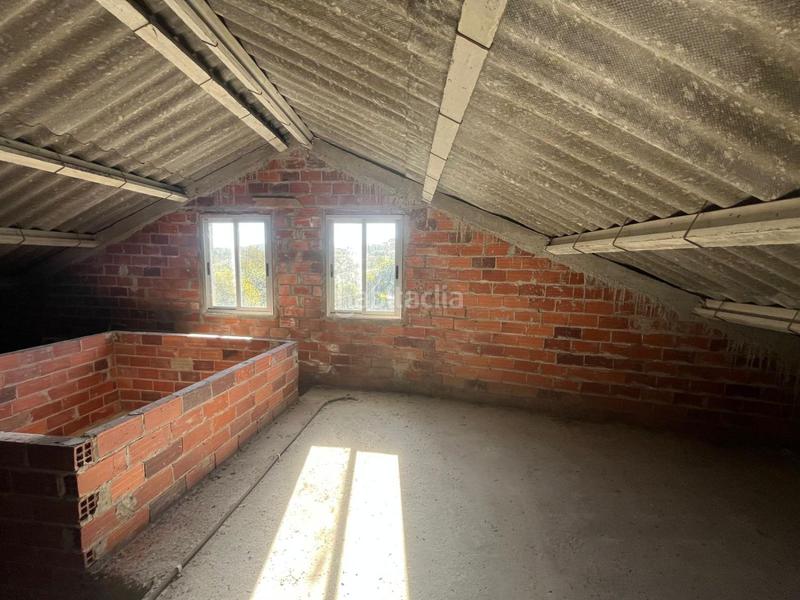 Foto 1a3e9a46-1e5f-46b6-926e-a13c13976263. Casa  en venta , 4 dormitorios. en Malpica de Bergantiños