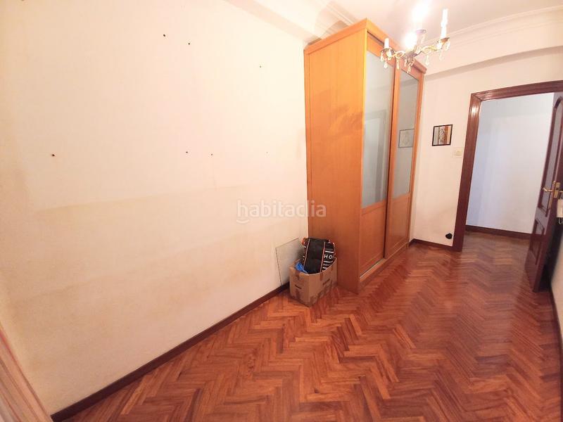 Foto 2b278eea-7b18-45c2-9567-6604c053ee70. Pis a Sagrada Familia Coruña (A)