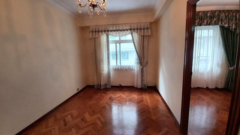 Foto 5f1f62cd-ee0d-44ae-bbb0-850f89658067. Pis a Sagrada Familia Coruña (A)