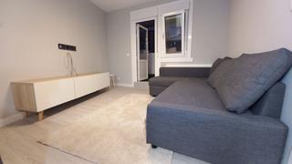 Rent Flat in Os Mallos. Piso en alquiler en los mallos  ronda de outerio, 2 dormitorios.