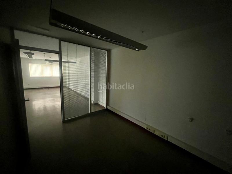 Foto 27840118-3c05-47d7-b956-d444af7d97dc. Location bureau dans Vioño Coruña (A)