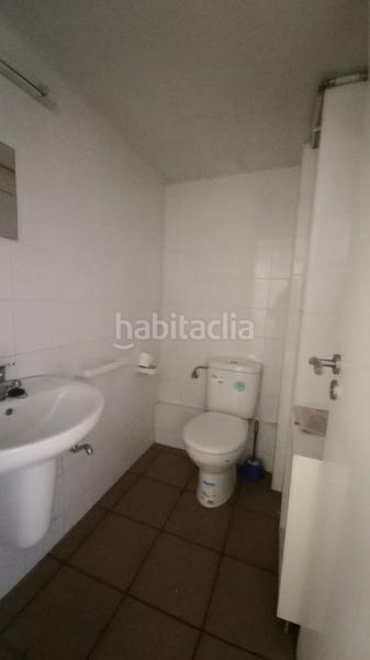 Foto 1e101f4a-ec38-4b09-a19d-46cf97397c0c. Rent business premise in Agra del Orzán - Ventorrillo Coruña (A)