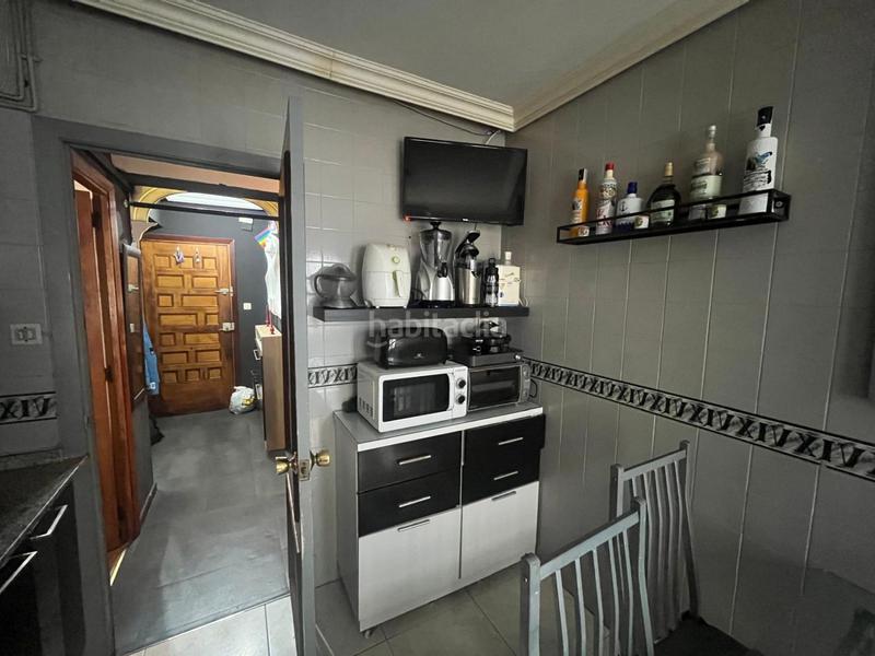 Foto ae7559e7-142f-4c9e-b735-aba437063426. Flat in Cuatro Caminos - Plaza de la Cubela Coruña (A)