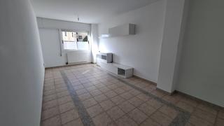 Affitto Piccolo appartamento in Mera - Serantes. Apartamento en alquiler en cambre, 1 dormitorio.