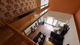 Chalet in Perillo. Pareado en venta en perillo, 5 dormitorios.