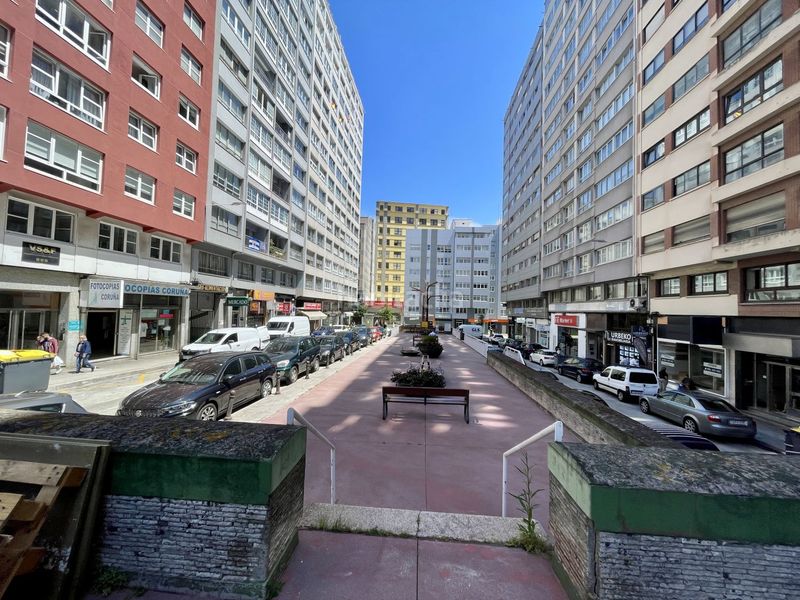 Foto bd467bbf-2115-436b-b8d6-2cad95831730. Pis a Cuatro Caminos - Plaza de la Cubela Coruña (A)