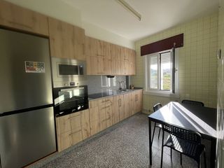 Location Appartement à Someso - Matogrande. Piso en alquiler en someso, 3 dormitorios.