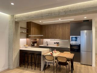 Etagenwohnung in Os Mallos. Piso en venta en cuatro caminos, 2 dormitorios.