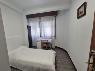 Lloguer Pis a Os Mallos. Piso en alquiler en los mallos  ronda de nelle, 3 dormitorios.