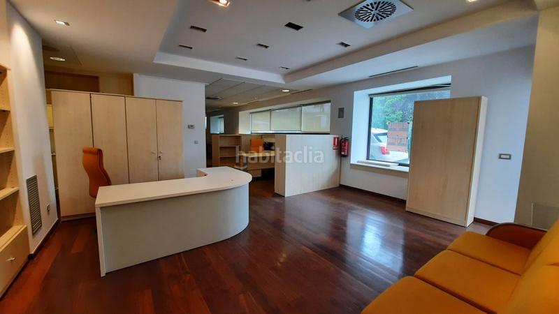 Foto 9fe30c0e-fdbb-4cc5-ad46-09b12a1d896e. Local comercial a Perillo Oleiros