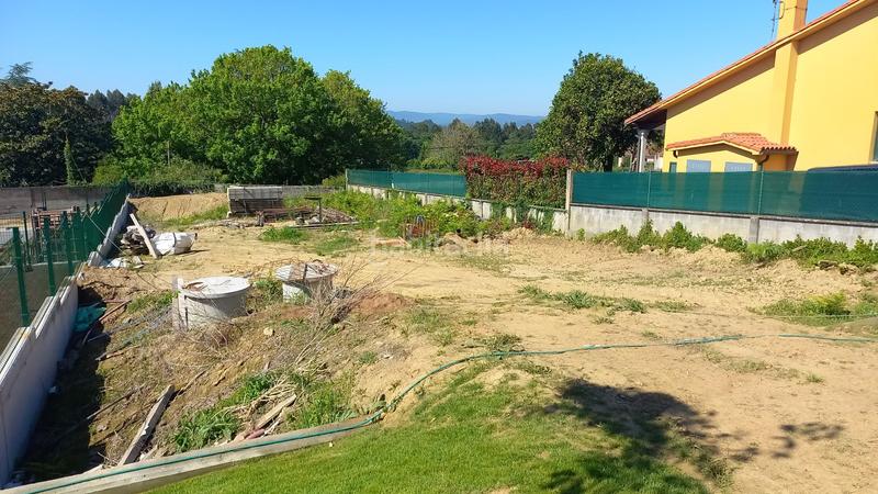 Foto b4ef0435-f67e-493b-9670-762a50267557. Chalet  en venta , 4 dormitorios. en Oleiros pueblo Oleiros