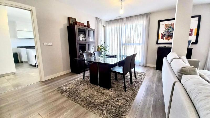 Foto 5e7cd719-87a7-40d4-93ba-70c86ffda90d. Appartamento con riscaldamento parcheggio in Riazor - Visma Coruña (A)