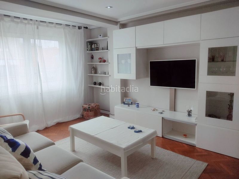 Foto ea1e00ba-6cd7-4da1-ab41-ff1f28ae5a20. Rent flat with heating in Monte Alto - Zalaeta - Atocha Coruña (A)