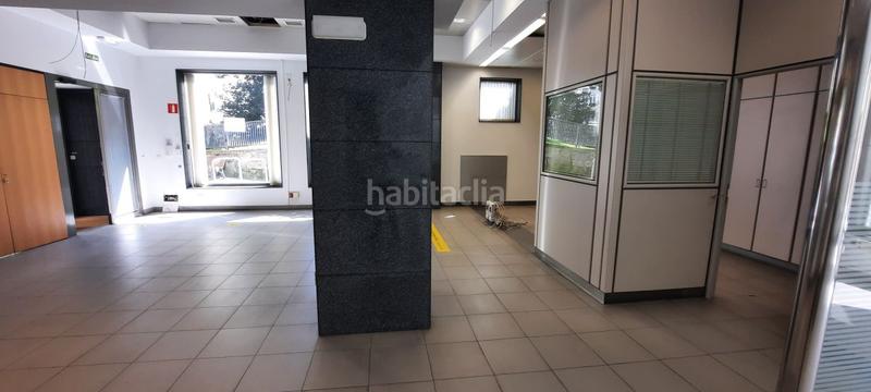 Foto 9eb059c4-e088-428f-bf5d-90288e359c15. Miete geschäftsraum in Paseo de los Puentes - Santa Margarita Coruña (A)