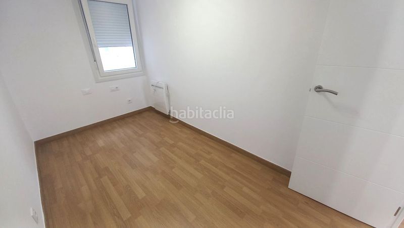Foto a38036e7-c392-4448-a81a-d8dc87122ef4. Rent flat with heating parking in Cuatro Caminos - Plaza de la Cubela Coruña (A)