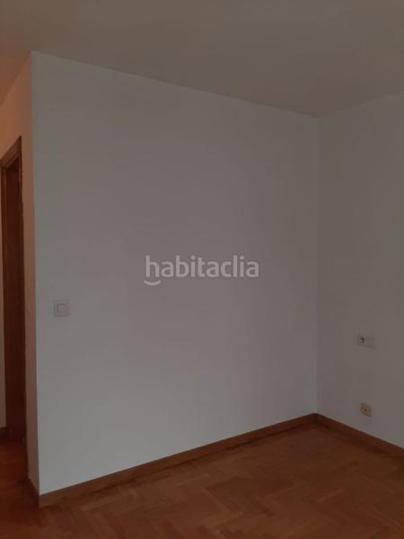 Foto 3be45ef7-d09c-466e-b178-7962e7d40c21. Appartamento con riscaldamento parcheggio in Berbés - Peritos Vigo