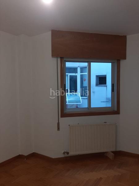 Foto f5ad7667-59d8-4ab6-ac50-eb5d5c56c36c. Appartamento con riscaldamento parcheggio in Berbés - Peritos Vigo