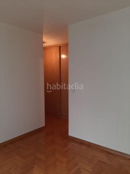 Foto f86a3c5d-8c98-4d05-a6f8-d5de632610de. Appartamento con riscaldamento parcheggio in Berbés - Peritos Vigo