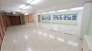 Alquiler Local Comercial en Agra del Orzán - Ventorrillo. Local comercial a la calle en alquiler en agra del orzán  plaza