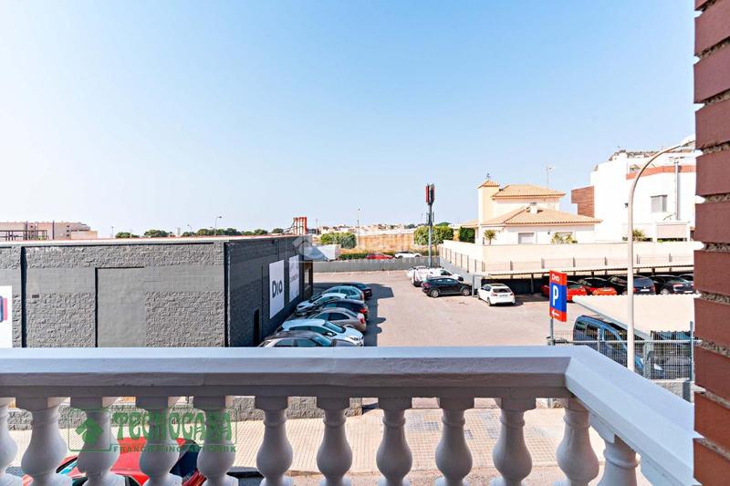 Foto b7015822-9bc8-45e5-b76b-a81aff572130. Casa bifamiliare con riscaldamento in Ejido centro Ejido (El)