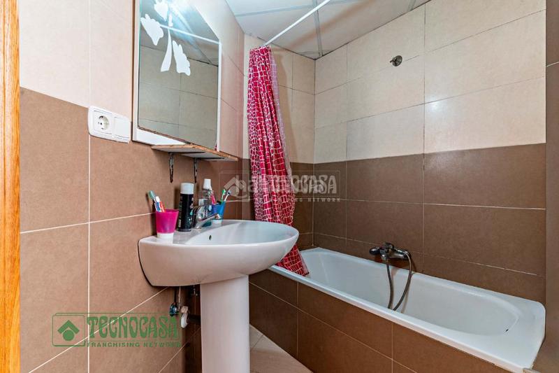 Foto a2ba97f7-202b-4b34-ba89-3b1a75bbecb0. Pis a Ejido centro Ejido (El)