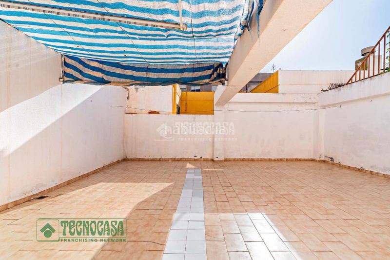 Foto 7c0198d0-e014-41e4-b362-11e3b86b23a4. Casa amb aparcament a Plaza de la Luz Ejido (El)