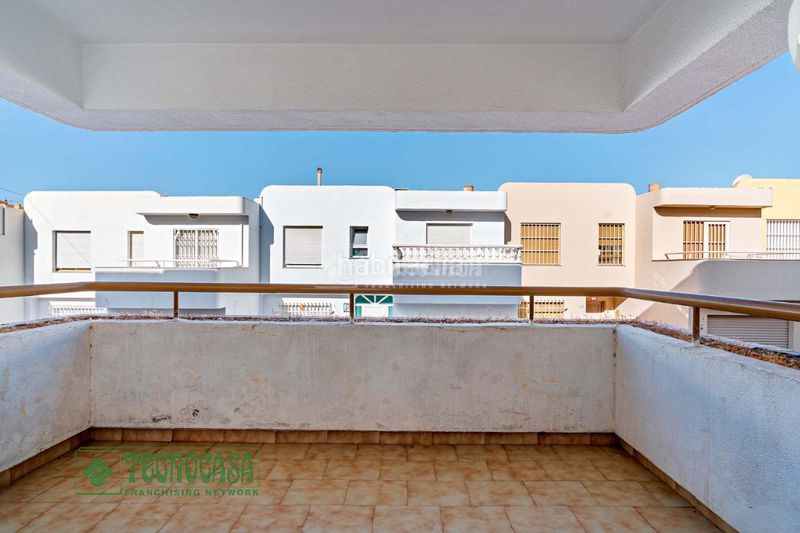 Foto a11d804f-b560-4f35-98f7-ed14039f0006. Casa amb aparcament a Plaza de la Luz Ejido (El)