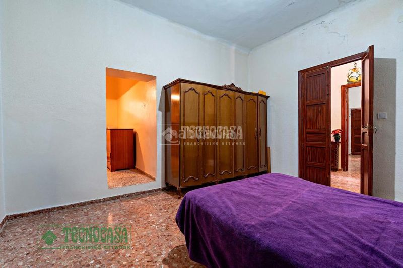 Foto 53079d36-4639-4cf8-b3eb-ae3751ab8081. Casa aparellada a Ejido centro Ejido (El)