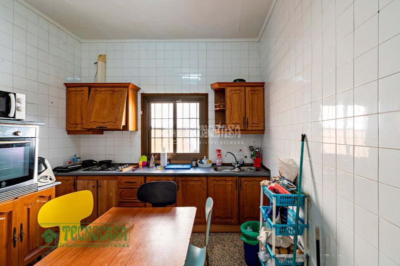 Foto 5ab069eb-0280-49e9-8d73-ee05c7d19cf1. Casa aparellada a Ejido centro Ejido (El)