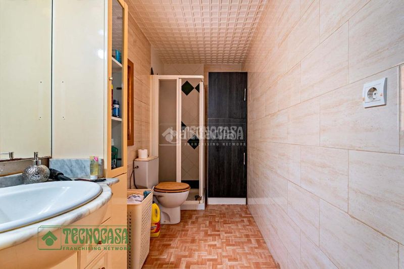 Foto 9a229080-e1c9-43fc-8b04-4c979ae02a82. Casa aparellada a Ejido centro Ejido (El)