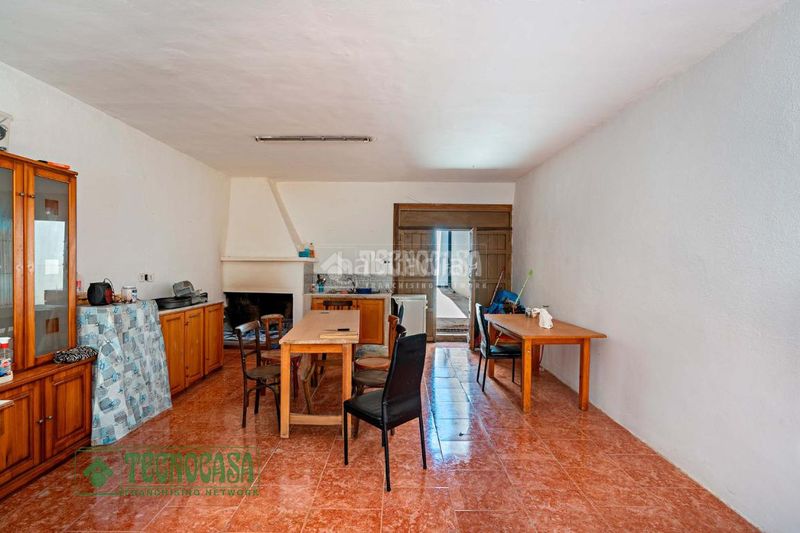 Foto e031e5e6-aef4-4fd8-9c48-efe69951c261. Casa aparellada a Ejido centro Ejido (El)