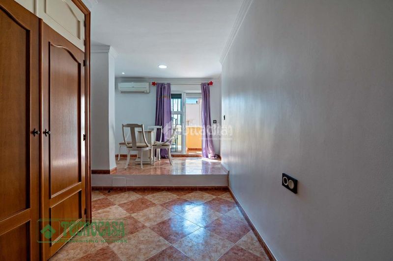 Foto 8a0981b0-7fb0-4715-a5ab-745ae656ebdb. Casa aparellada amb calefacció a Plaza de la Luz Ejido (El)