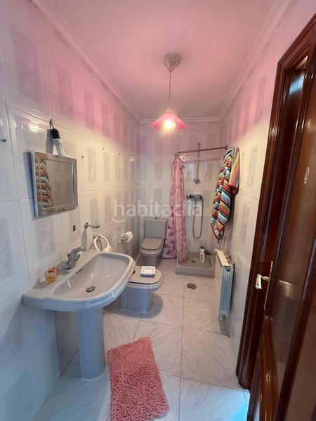 Foto 8d6cdb8b-9479-4e74-980f-24610f0831ba. Casa adossada a calle los braos 6 a Santa María del Páramo