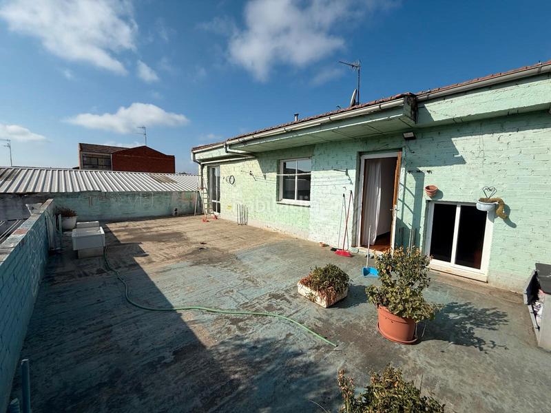 Foto a26b9282-b4fa-467b-9efc-cd3fdaeaff53. Casa adossada a calle los braos 6 a Santa María del Páramo