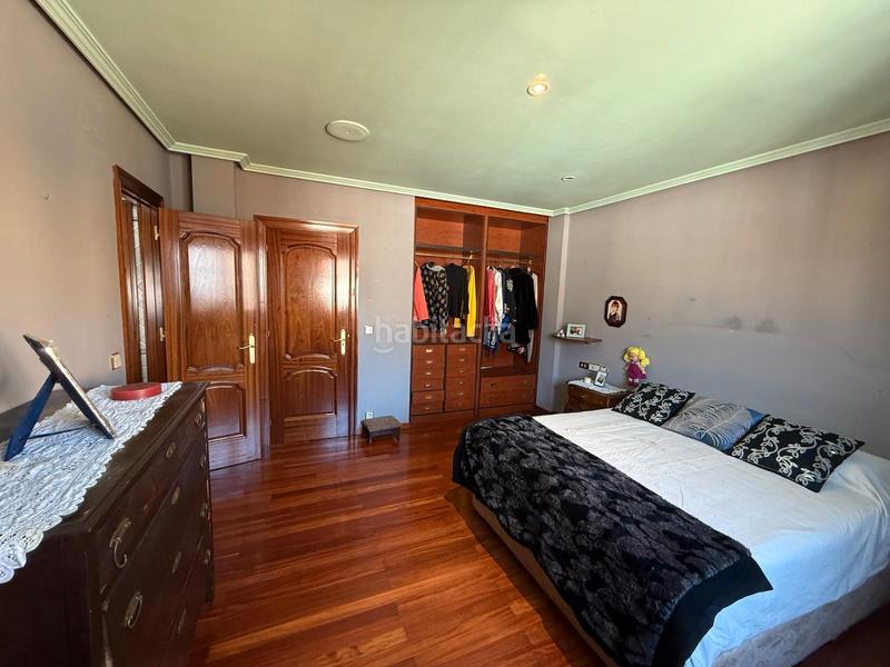 Foto ef91baec-ceda-4801-95c3-7a85d8a024b5. Casa adossada a calle los braos 6 a Santa María del Páramo