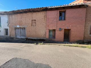 Local Comercial  Calle los ponjales 45. Nave / local en venta en ardon
