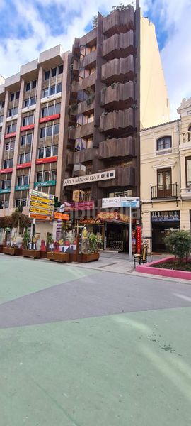 Foto b2025eee-69d3-453d-9164-ca0231077ec0. Apartamento en avenida ordoño ii 16 en Centro Ciudad León