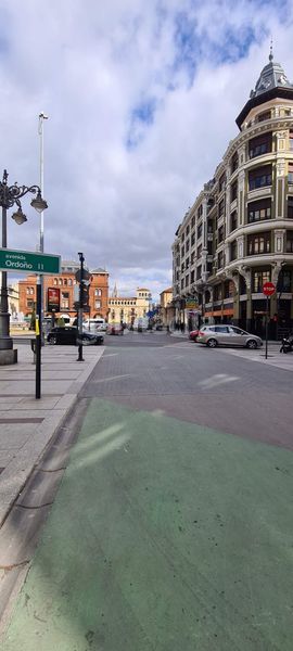 Foto dc9edb81-53c7-443f-8f73-c46db7e1a4f2. Apartamento en avenida ordoño ii 16 en Centro Ciudad León