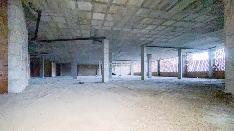 Foto 504c9ef2-8b37-4d1a-b1fd-f9e06ef85d5e. Lloguer local comercial a carrer cartama 92 a Centro Alhaurín el Grande