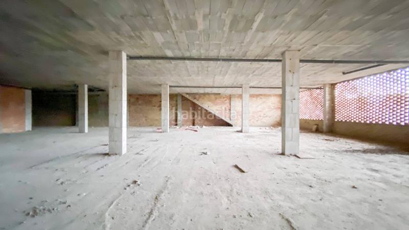 Foto 31d891fa-f186-4aa4-ac15-0fe8b2d20e59. Location local commercial dans carrer cartama 92 dans Alhaurín el Grande