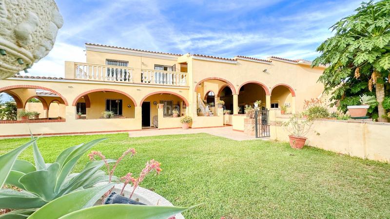 Foto 225f2c55-2573-4c71-be93-dafb6e0ccefe. Casa a partida dehesilla 80 a Centro Alhaurín el Grande