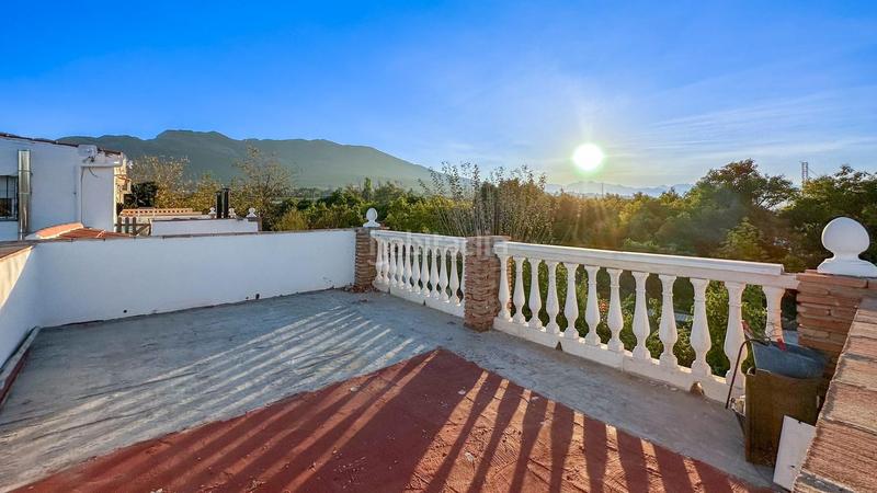 Foto 8e4855c9-5361-45e1-ac0b-fc638d2caf40. Chalet in partida dehesilla 80 in Centro Alhaurín el Grande