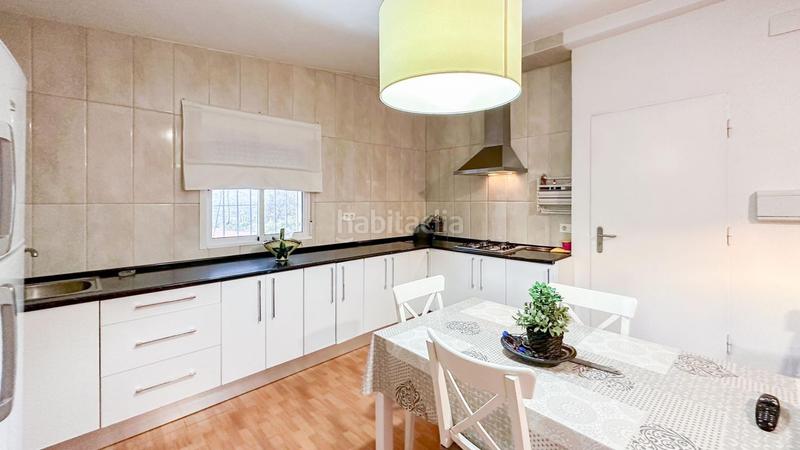 Foto bd80ef54-a834-4104-af09-a013efcaccc7. Chalet in partida dehesilla 80 in Centro Alhaurín el Grande