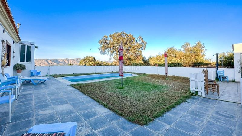 Foto cf81c9e2-10f0-4f3c-9dec-097bb05c39a3. Chalet in partida dehesilla 80 in Centro Alhaurín el Grande