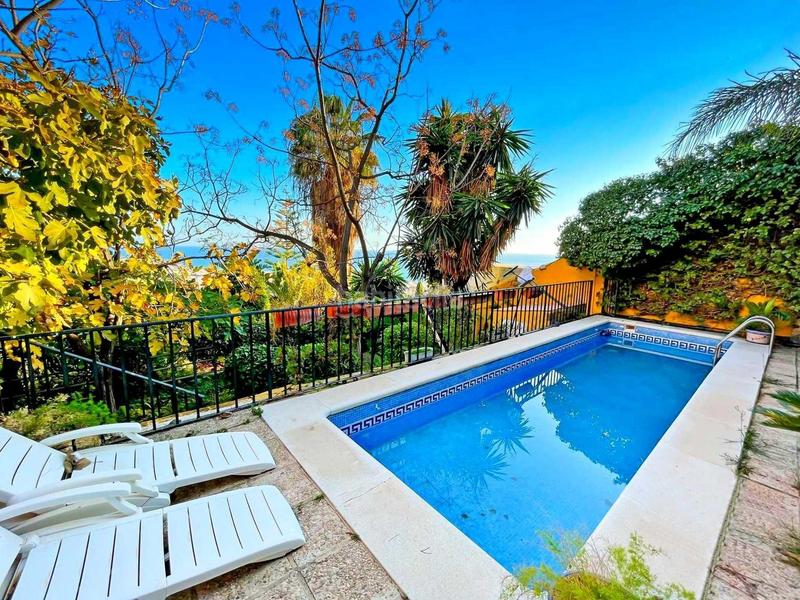 Foto 015a6610-095c-4d38-b31b-747b2eed6e52. Wohngrundstück in calle calle jarama in Pedregalejo - Morlaco Málaga