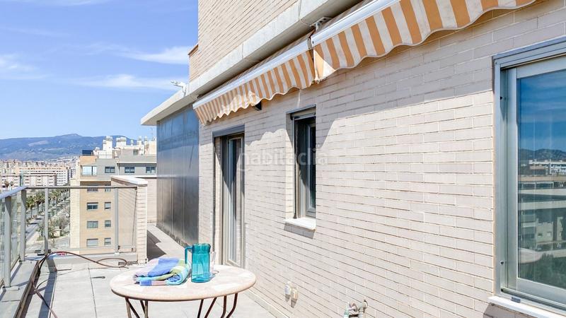 Foto 3d3ad889-04dd-4858-9f1b-f6fe25f8d16b. Alquiler ático en calle pacifico 115 ático dúplex en alquiler. primera línea de playa. paseo marítimo. en Málaga